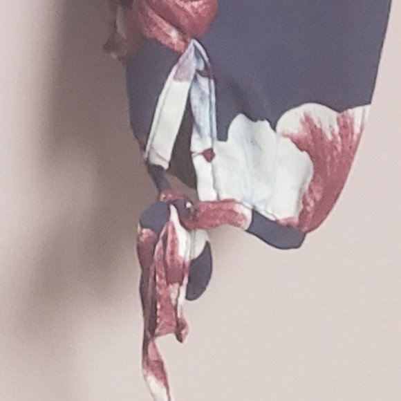 Streetwear Society Women's Large Light Top - Pre-Owned - Picture 5 of 6